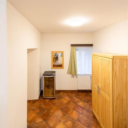 Bezauberndes Gästehaus in Šatov Exterior foto